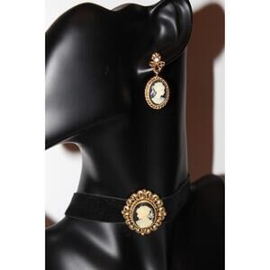 Vintage Erwin Pearl Cameo Choker Necklace & Earrings Set Black Velvet Gold
